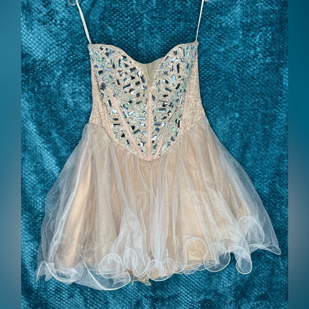 Sherri Hill homecoming dress